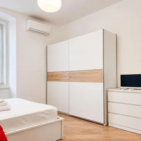 Apartment Da Nonno Eddie - Tranquillo Bilocale - Wi-fi - Tv - Parcheggio Vicino